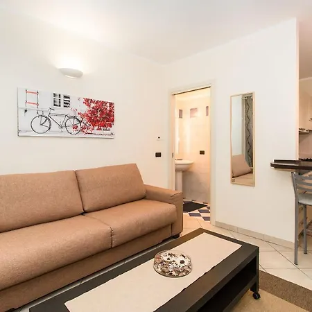 Piazza Statuto Functional Apartment Turin