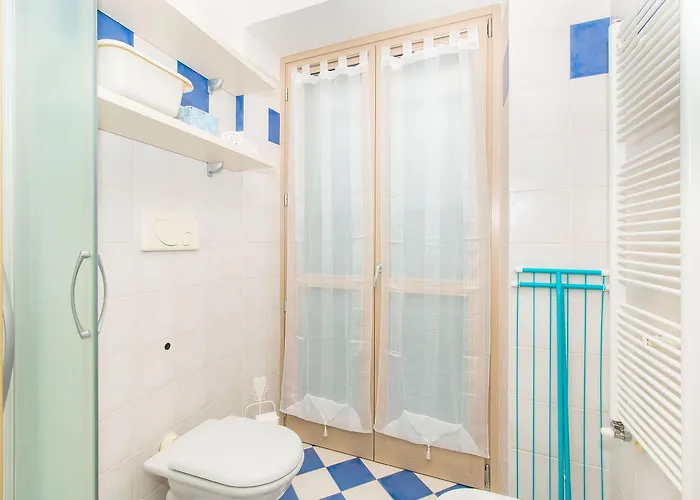 Guesthost - Piazza Statuto Functional * Torino