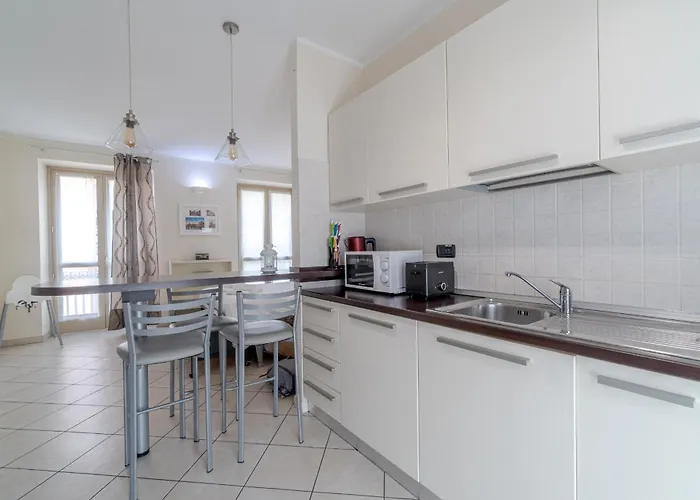 Guesthost - Piazza Statuto Functional トリノ